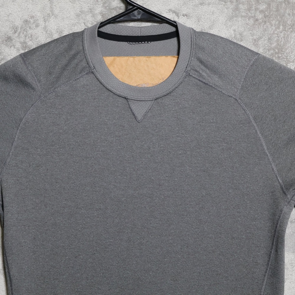 Patagonia Shirt Mens Medium Gray Capilene 3 Midweight Base Layer Top Outdoors - Picture 2 of 9